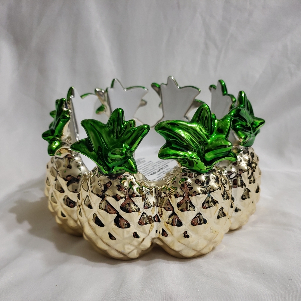 NEW Bath & Body Works Pineapple Ring 3 Wick Ceramic Candle Holder Gold